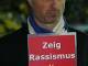 Zeig Rassismus die Rote Karte