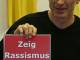 Zeig Rassismus die Rote Karte