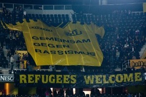 Kleider bringen!