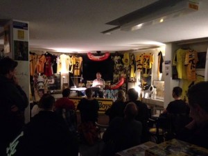 «Viele Grüsse...»
